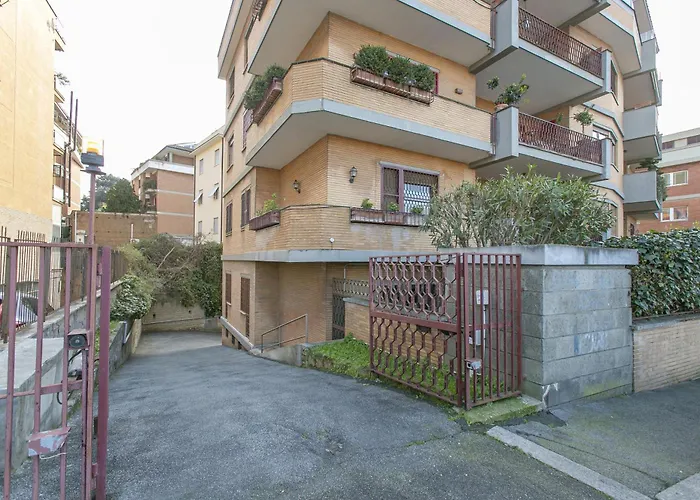Apartment Terrazza San Pietro Vicino Metro A *