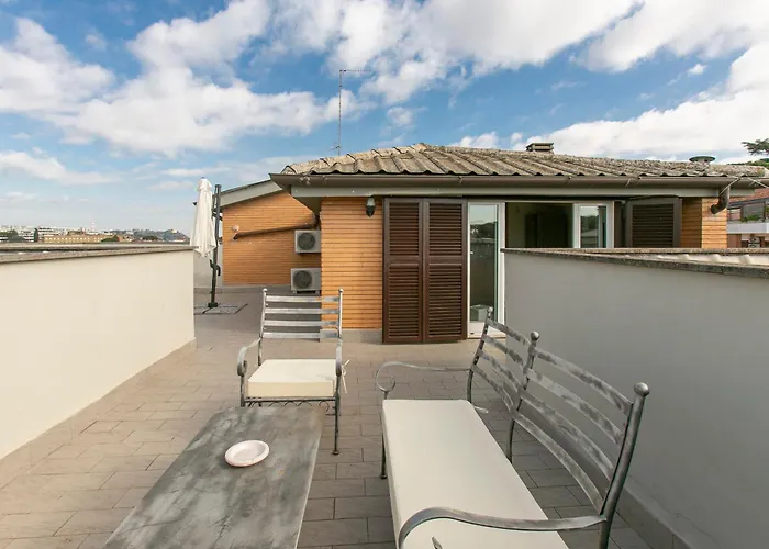 Apartment Terrazza San Pietro Vicino Metro A